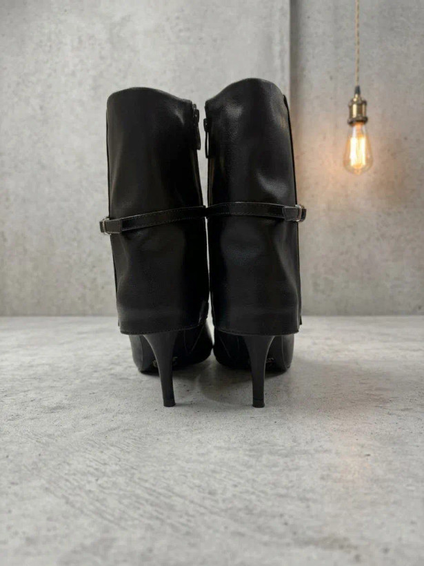 مای پشت و پاشنه بوت زنانه مشکی چرم ساق کوتاه